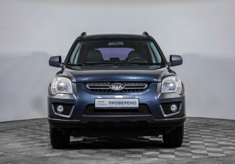 Подержанный автомобиль Kia Sportage 2010 года (2 фото)