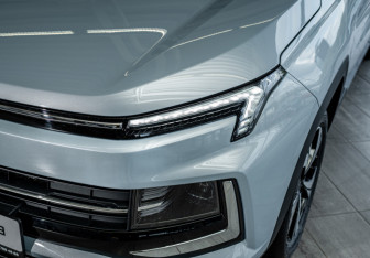 Новый Москвич 3 2024 (5 фото)