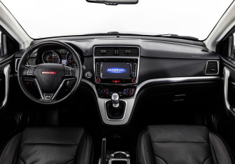 Подержанный автомобиль Haval H6 2019 года (10 фото)
