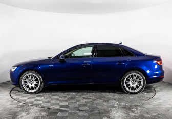Подержанный автомобиль Audi A4 Sedan 2017 года (10 фото)