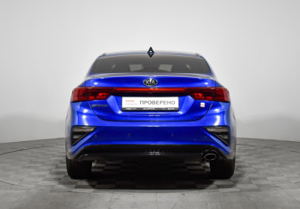 Подержанный автомобиль Kia Cerato Sedan 2021 года (6 фото)