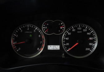 Подержанный автомобиль Great Wall Hover H3 2012 года (12 фото)