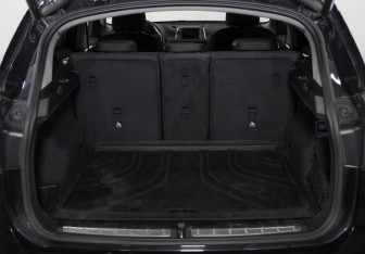 Подержанный автомобиль BMW X1 2017 года (33 фото)