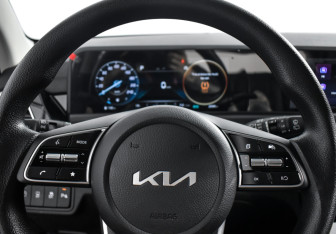 Подержанный автомобиль Kia Seltos 2026 года (16 фото)