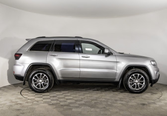 Подержанный автомобиль Jeep Grand Cherokee 2013 года (4 фото)