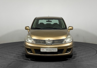 Подержанный автомобиль Nissan Tiida Sedan 2008 года (2 фото)