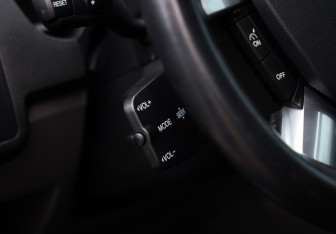 Подержанный автомобиль Ford C-MAX 2008 года (13 фото)