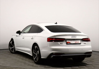 Подержанный автомобиль Audi A5 Liftback 2020 года (5 фото)