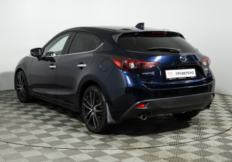 Подержанный автомобиль Mazda 3 Hatchback 2014 года (7 фото)
