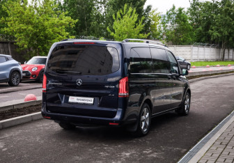 Подержанный автомобиль Mercedes-Benz Vito 2016 года (6 фото)