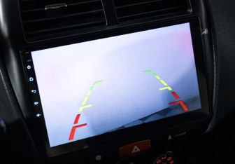 Подержанный автомобиль Mitsubishi ASX 2011 года (14 фото)