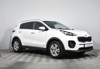 Подержанный автомобиль Kia Sportage 2018 года (3 фото)