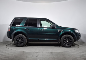 Подержанный автомобиль Land Rover Freelander 2014 года (4 фото)