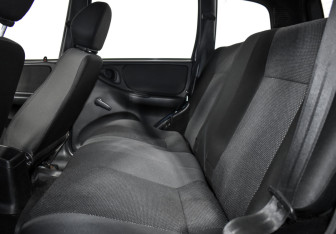 Подержанный автомобиль Chevrolet Niva 2011 года (15 фото)