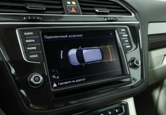 Подержанный автомобиль Volkswagen Tiguan 2017 года (16 фото)