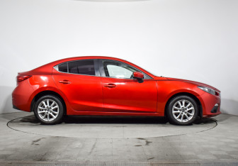 Подержанный автомобиль Mazda 3 Sedan 2013 года (4 фото)