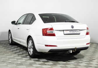 Подержанный автомобиль Skoda Octavia Liftback 2014 года (7 фото)