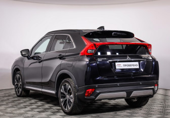 Подержанный автомобиль Mitsubishi Eclipse Cross 2019 года (7 фото)