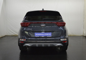 Подержанный автомобиль Kia Sportage 2021 года (6 фото)