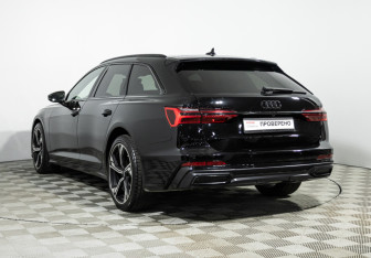 Подержанный автомобиль Audi A6 Wagon 2018 года (7 фото)