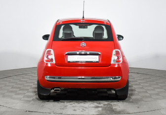Подержанный автомобиль Fiat 500 Hatchback 2012 года (6 фото)