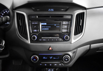 Подержанный автомобиль Hyundai Creta 2018 года (15 фото)