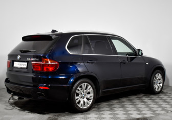Подержанный автомобиль BMW X5 2012 года (5 фото)