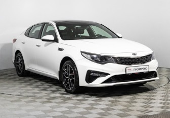 Подержанный автомобиль Kia Optima Sedan 2018 года (3 фото)
