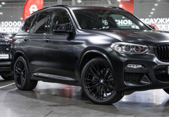 Подержанный автомобиль BMW X3 2018 года (6 фото)