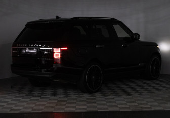 Подержанный автомобиль Land Rover Range Rover 2015 года (35 фото)