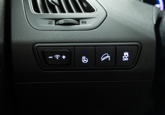 Подержанный автомобиль Hyundai ix35 2014 года (19 фото)