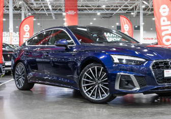 Подержанный автомобиль Audi A5 Liftback 2022 года (6 фото)