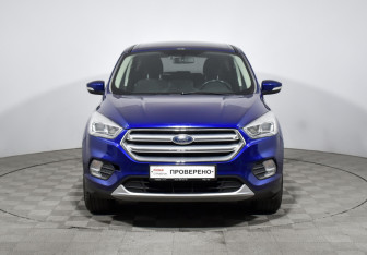 Подержанный автомобиль Ford Kuga 2017 года (2 фото)