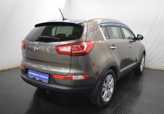 Подержанный автомобиль Kia Sportage 2013 года (5 фото)