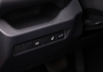 Подержанный автомобиль Toyota RAV4 2021 года (22 фото)
