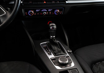 Подержанный автомобиль Audi A3 Sedan 2015 года (14 фото)