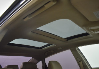 Подержанный автомобиль Nissan Teana 2011 года (16 фото)