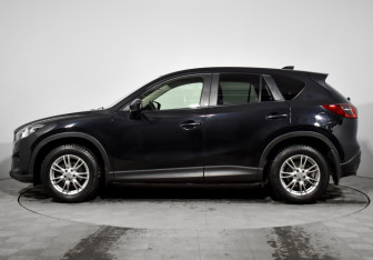 Подержанный автомобиль Mazda CX-5 2012 года (8 фото)