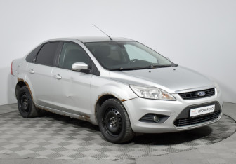 Подержанный автомобиль Ford Focus Sedan 2008 года (3 фото)