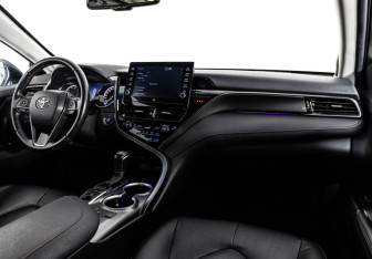 Подержанный автомобиль Toyota Camry Sedan 2021 года (9 фото)