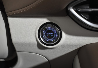 Подержанный автомобиль Voyah Free 2023 года (19 фото)