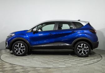 Подержанный автомобиль Renault Kaptur 2021 года (8 фото)
