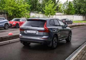 Подержанный автомобиль Volvo XC60 2020 года (6 фото)