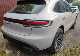 Новый Porsche Macan 2026 (2 фото)