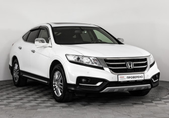 Подержанный автомобиль Honda Crosstour 2013 года (3 фото)