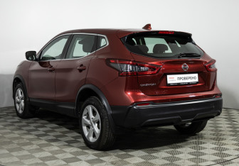 Подержанный автомобиль Nissan Qashqai 2019 года (7 фото)