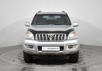 Подержанный автомобиль Toyota Land Cruiser Prado 2008 года (2 фото)