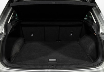 Подержанный автомобиль Volkswagen Tiguan 2017 года (25 фото)