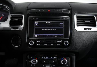 Подержанный автомобиль Volkswagen Touareg 2015 года (13 фото)