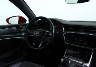 Подержанный автомобиль Audi A6 Sedan 2019 года (11 фото)